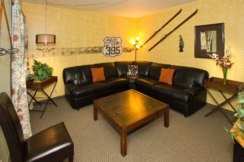 Moderne Hostel Mammoth Lakes Extérieur photo