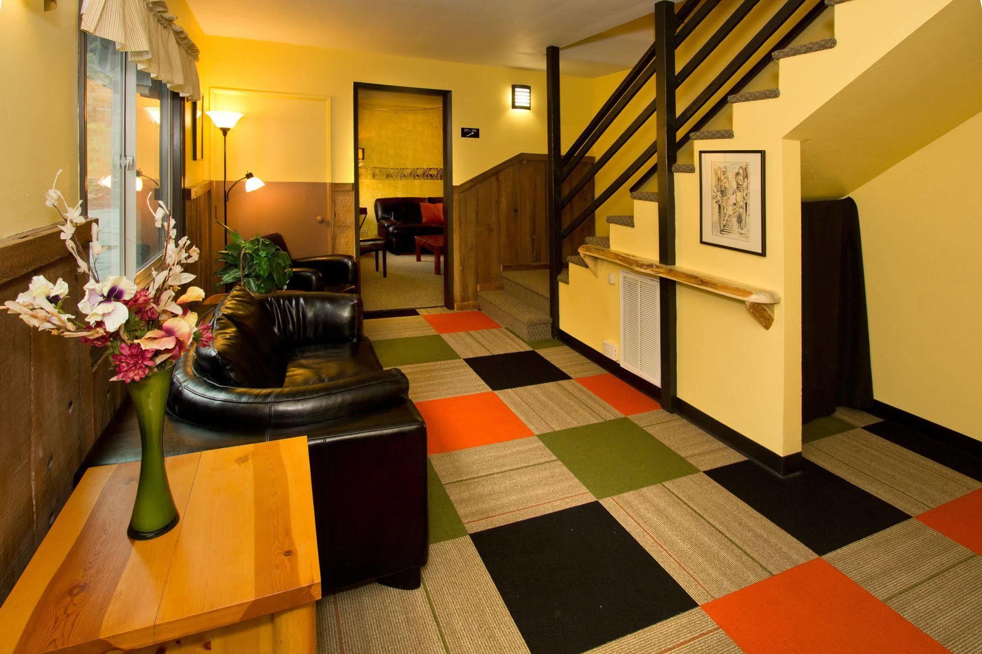 Moderne Hostel Mammoth Lakes Extérieur photo